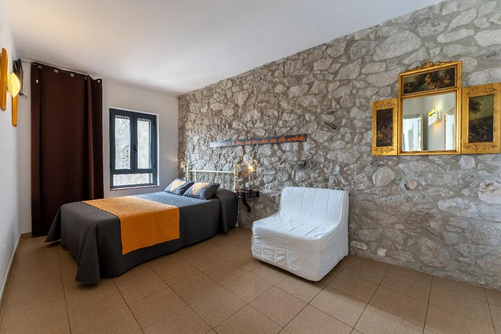 Can Salva Amb Jacuzzi Privat Torroella de Fluvia