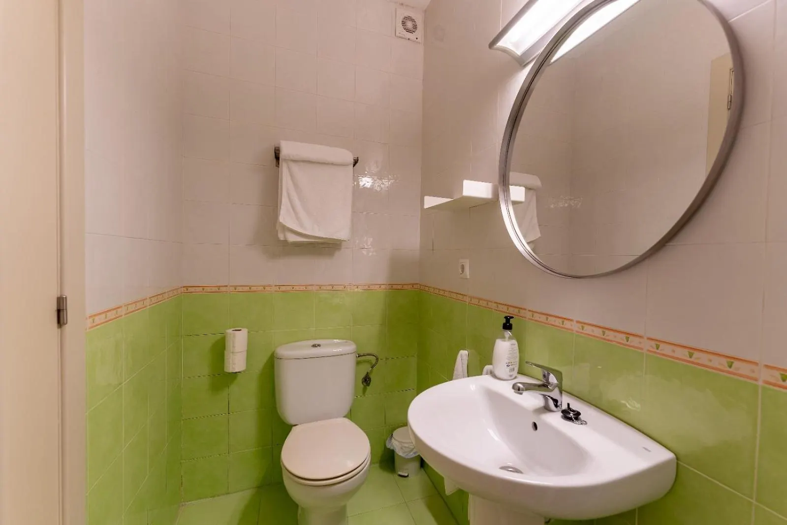 Country house Can Salva Amb Jacuzzi Privat Torroella de Fluvia